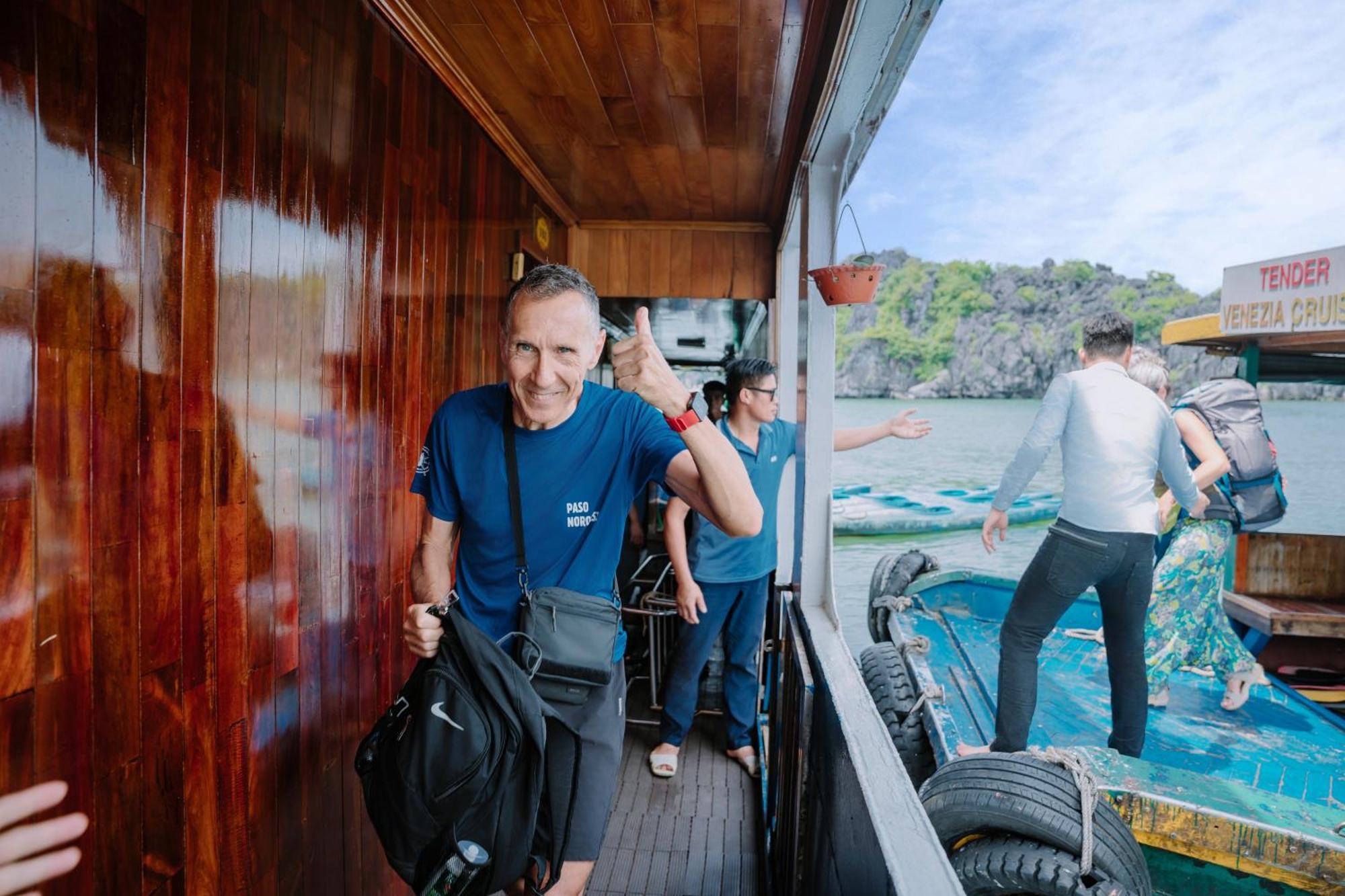 فندق Venezia Cruises ها لونغ المظهر الخارجي الصورة