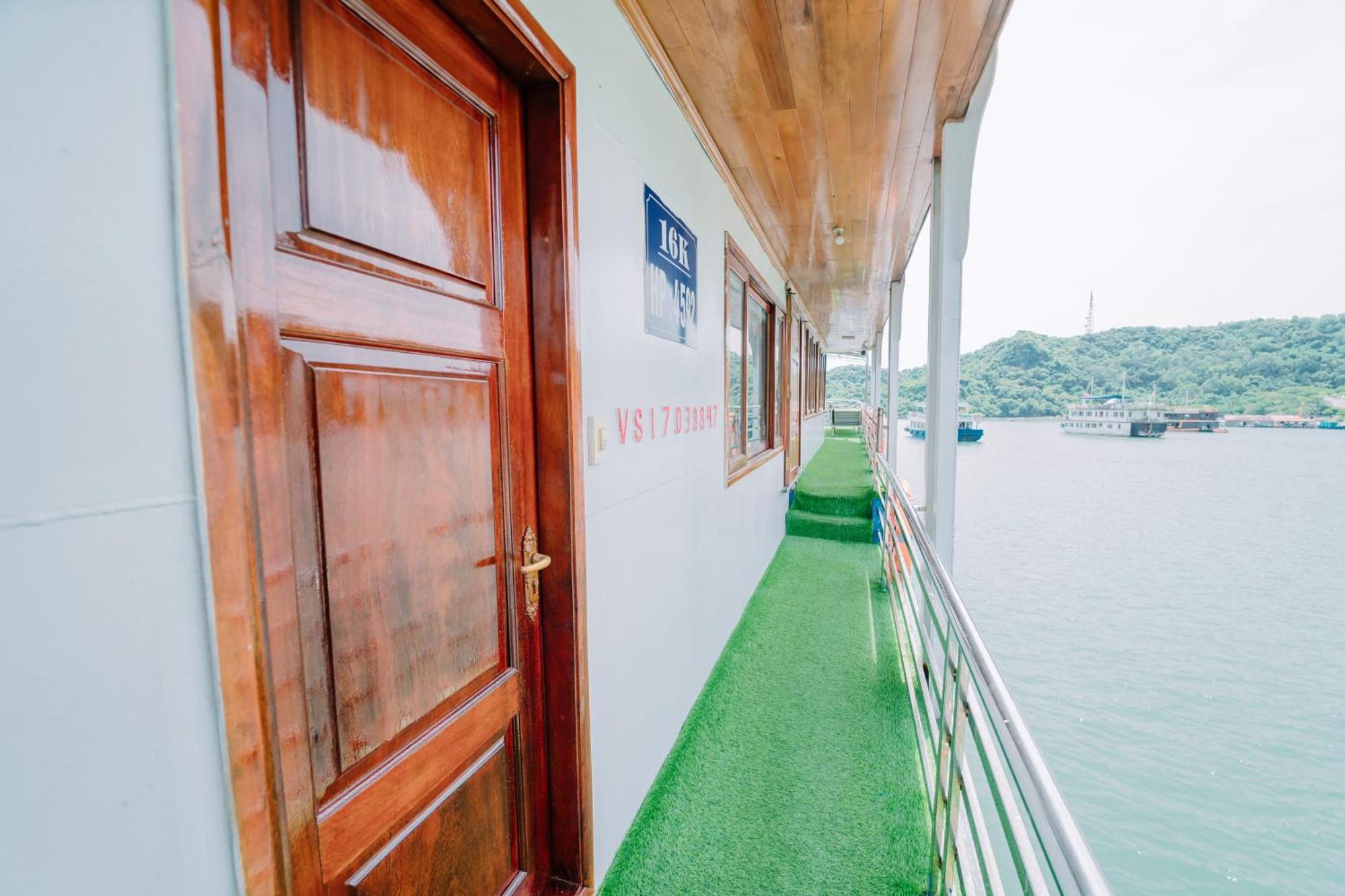 فندق Venezia Cruises ها لونغ المظهر الخارجي الصورة